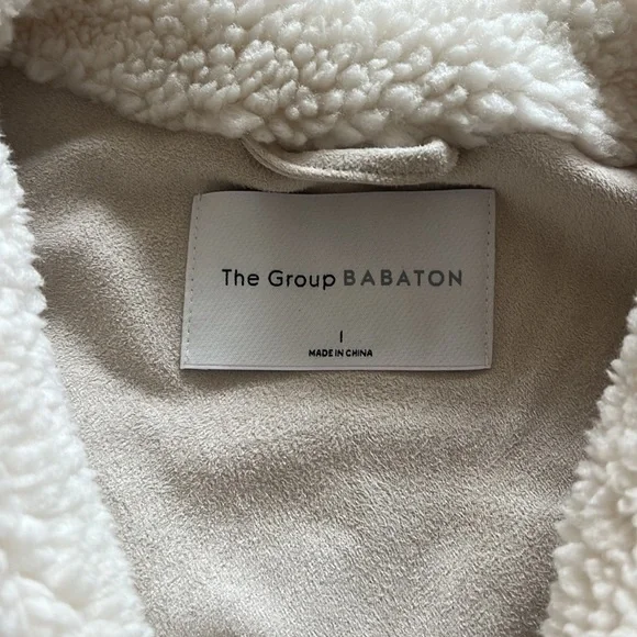 Aritzia Sherpa cropped coat - Picture 2 of 5